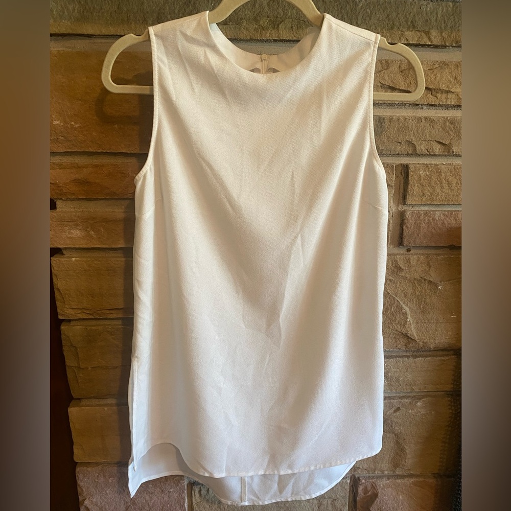 Stradivarius White Sleeveless Shirt